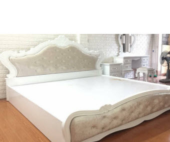 GIƯỜNG NGỦ CỔ ĐIỂN GỖ CÔNG NGHIỆP